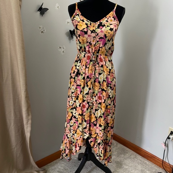 Rewind Dresses & Skirts - Women’s high low sleeveless floral print dress size small